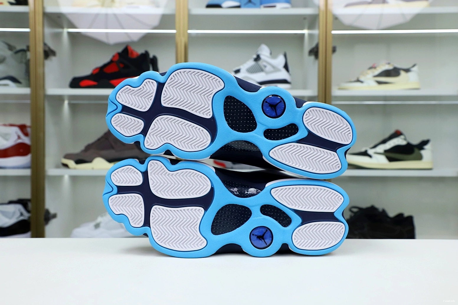 OBSIDIAN 13 RETRO BLUE JORDAN WHITE AIR POWDER 414571-144 0717